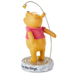 Hallmark Disney Winnie The Pooh Happy Little Things Figurine, 5.25" -Hallmark Shop Disney Winnie the Pooh Happy Little Things Figurine 1DYG2052 02